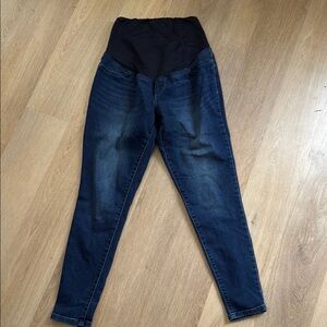 Women's size 4 Isabel Maternity Jeans